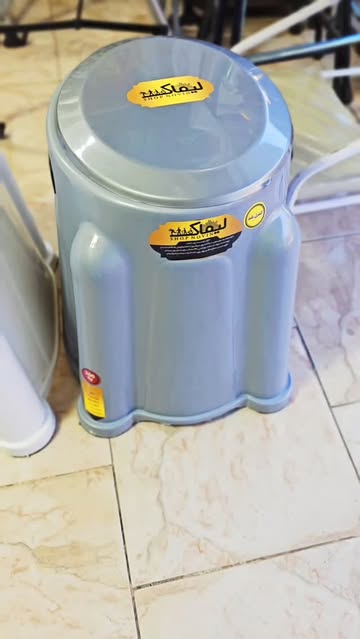 توالت دور بسته لیماک رنگ بندی سفید طوسی مشکی